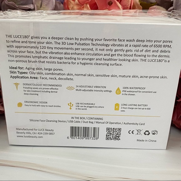 LUCE180° Facial Cleansing and Anti-Aging Device - Picture 7 of 13